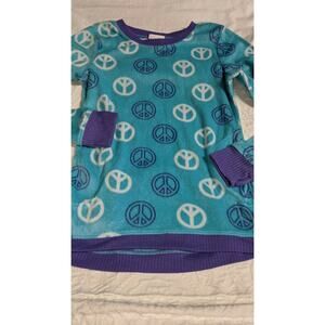 Steve Girls Sz. 8 Soft Peace Sign Pj Shirt. Warm, Cute